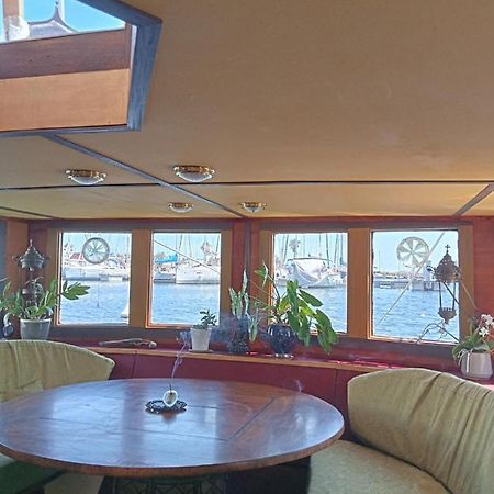 Bateau De Pirates Hotel Gruissan Eksteriør billede